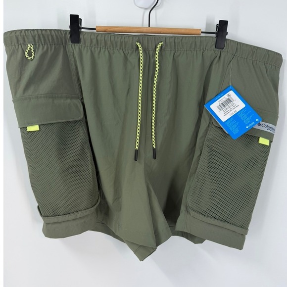 Columbia Pants - Columbia PFG Open Water Shorts Women's XXL 3" Inseam Sage Green Performance‎ New